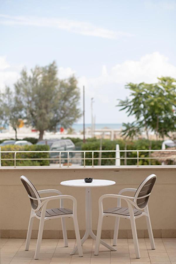 Hotel Villa Augustea Rimini Eksteriør bilde