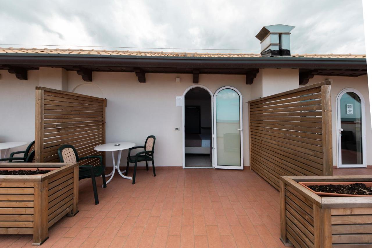 Hotel Villa Augustea Rimini Eksteriør bilde