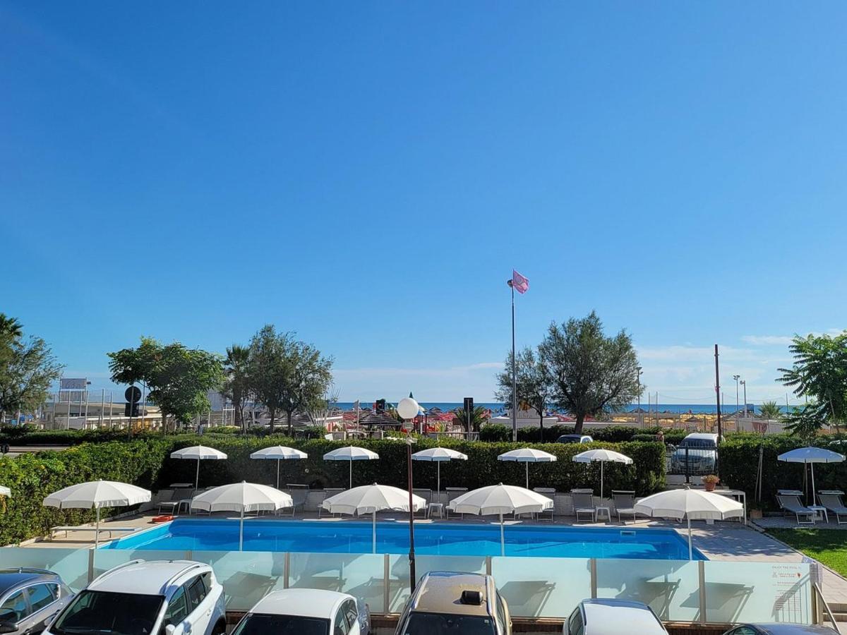 Hotel Villa Augustea Rimini Eksteriør bilde