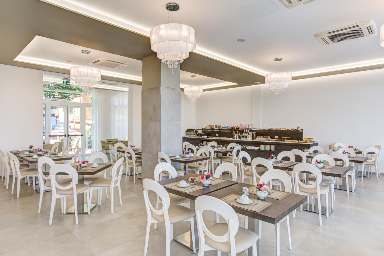 Hotel Villa Augustea Rimini Eksteriør bilde