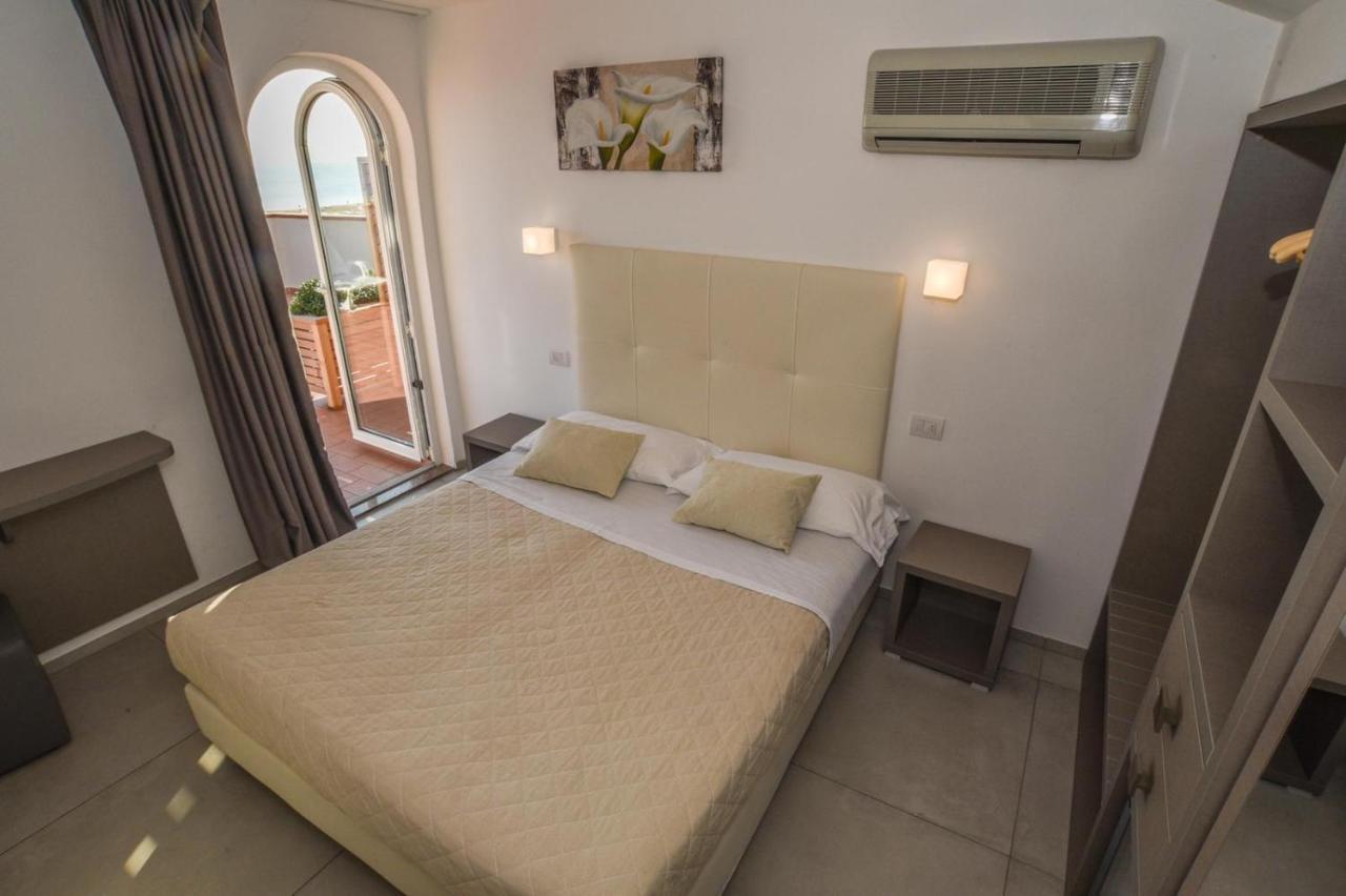 Hotel Villa Augustea Rimini Eksteriør bilde