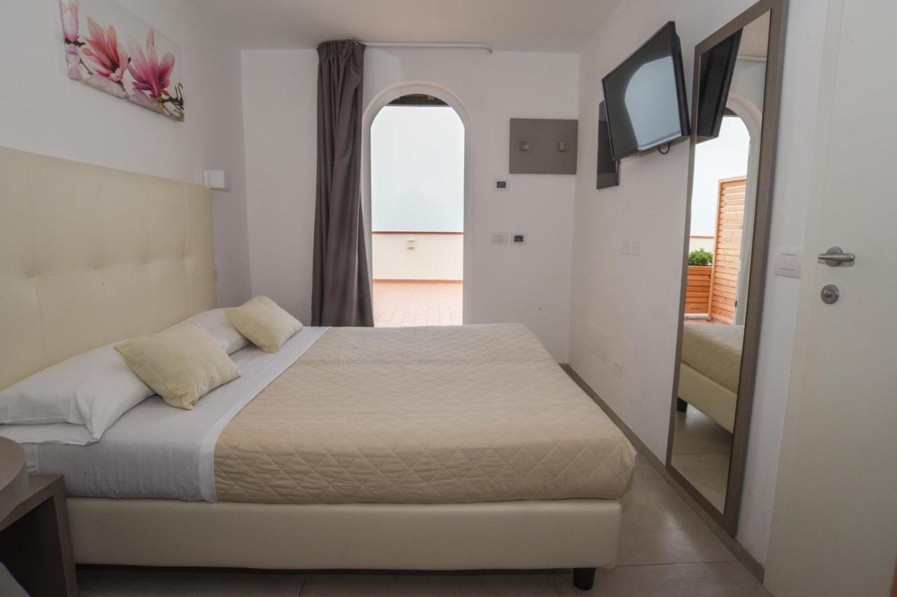 Hotel Villa Augustea Rimini Eksteriør bilde